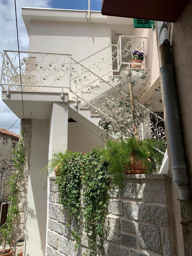 Karmelita'S Place Šibenik Extérieur photo